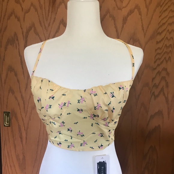 Yellow Floral Crop Top - Picture 4 of 4